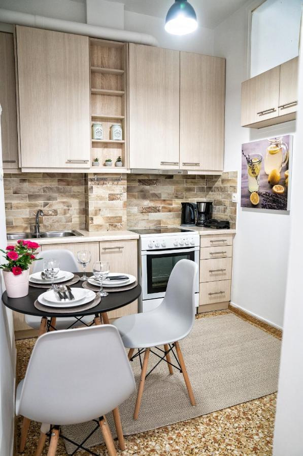 Lux Apartment Near Acropolis! In The Heart Of Atene Esterno foto
